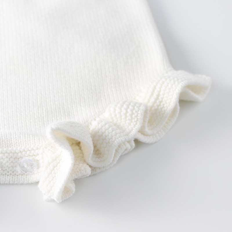 Detail ruffle baby romper